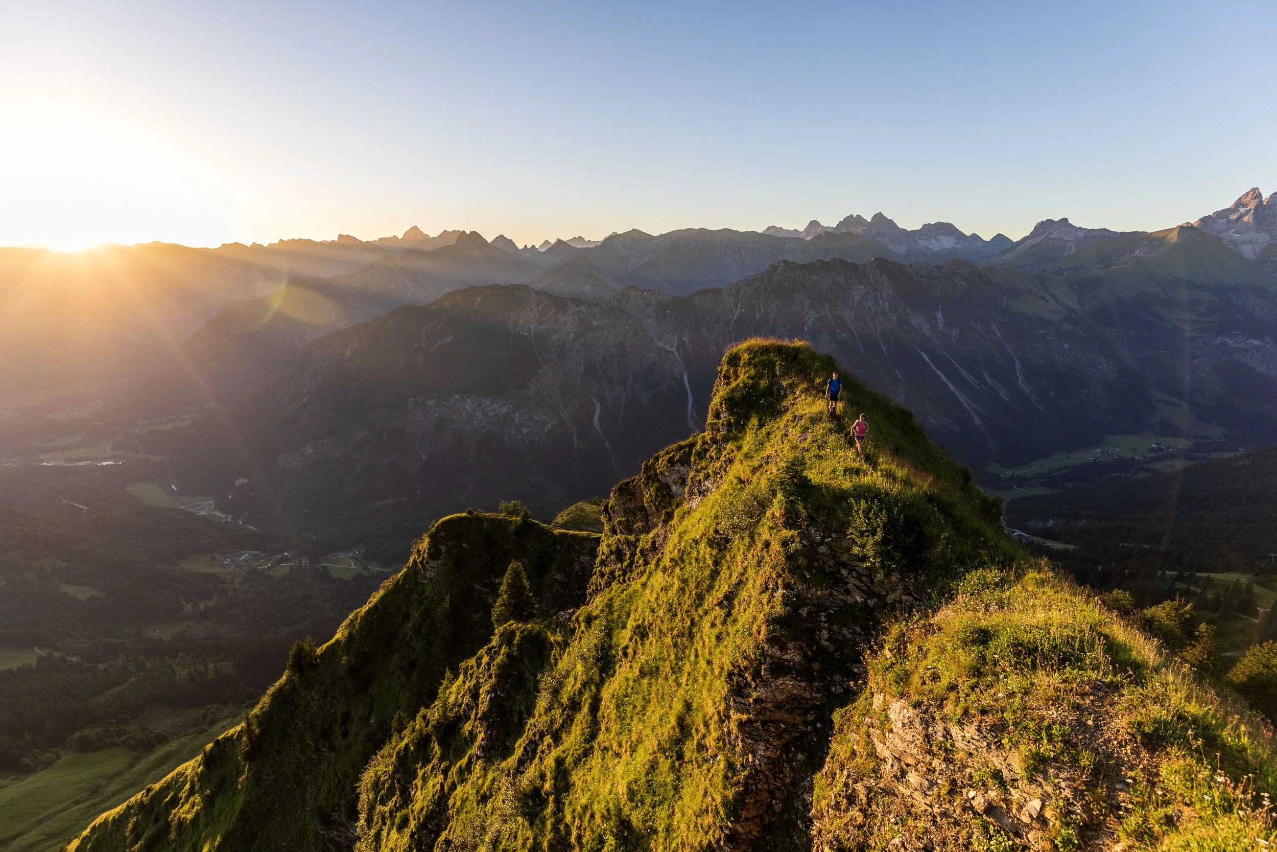 Sonnenaufgang in den Bergen am Fellhorn/Söllereck bei Oberstdorf.